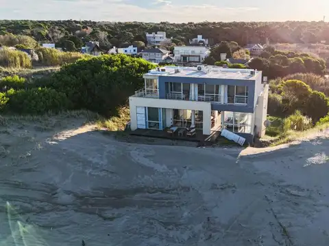 En Cariló | Casa Michelle. A1.-