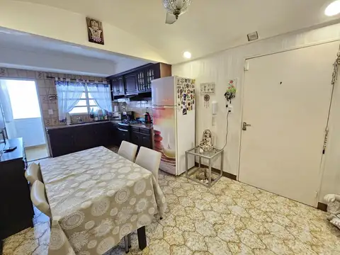 Depto Tipo Casa en Venta al Este