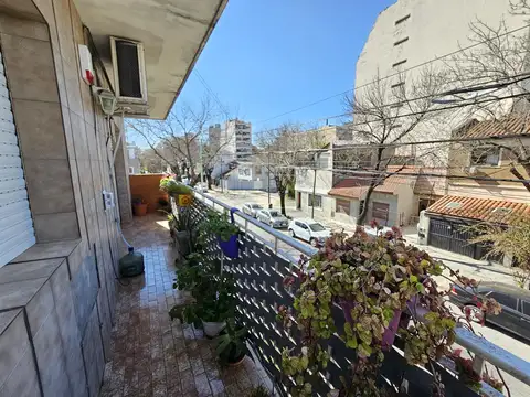 Depto Tipo Casa 3 ambientes con 1 baño