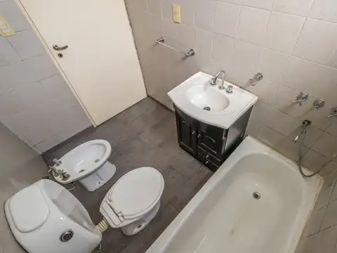 Depto Tipo Casa 3 ambientes con 2 baños