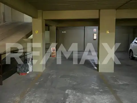 COCHERA EN ALQUILER EDIFICIO PARQUE