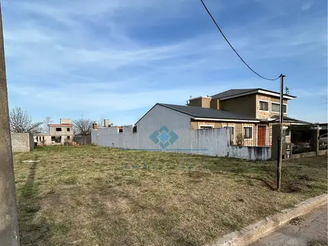 VENTA - LOTE 379 M2 - SINSACATE