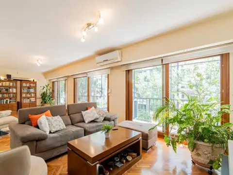 Departamento piso en Belgrano con cochera