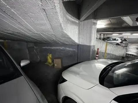 Cochera en Venta Fija