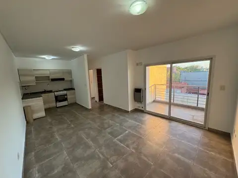 Departamento en Alquiler en Villa Bosch, $ 900.000