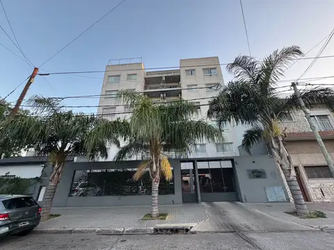 Alquiler Departamento 3 ambienes con cochera en Villa Bosch