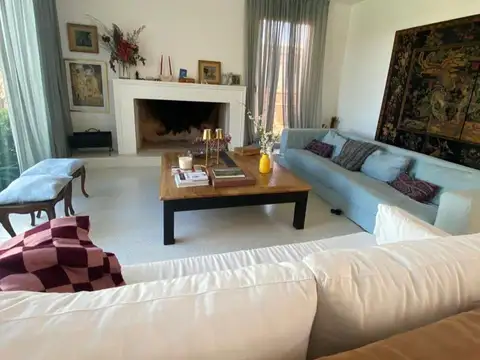 Casa en Alquiler Temporal en Villanueva, USD 6.000