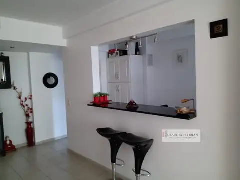 Departamento 4 ambientes con 2 baños