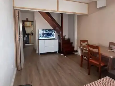 Depto Tipo Casa en Venta de 3 ambientes