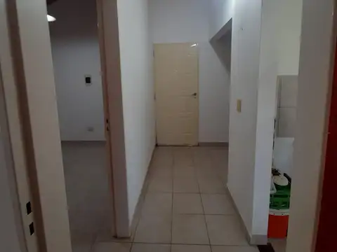 Casa 2 ambientes con 1 baño