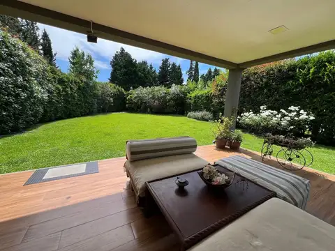 Venta casa en Santa María de los Olivos