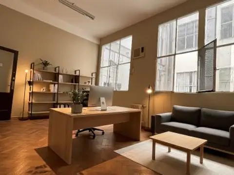 Excelente oportunidad  hermosa oficina en venta en el barrio de Monserrat.