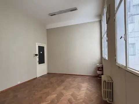 Oficina en Venta en Monserrat, USD 24.000