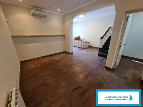 Casa en Venta en Alberdi, USD 350.000