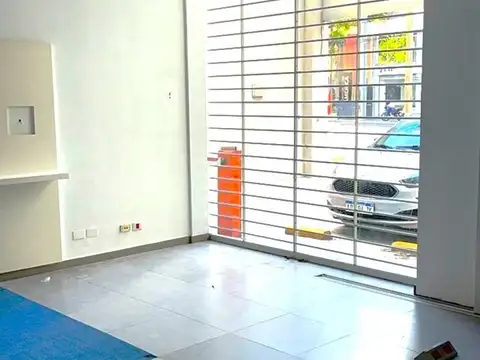 Local en Alquiler en Vicente Lopez Vias / Maipu, USD 11.500