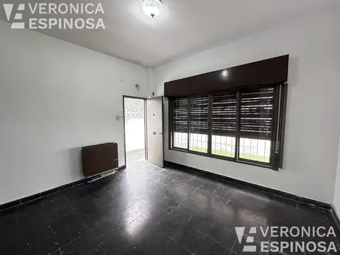 Depto Tipo Casa en Venta en Moron, USD 62.000
