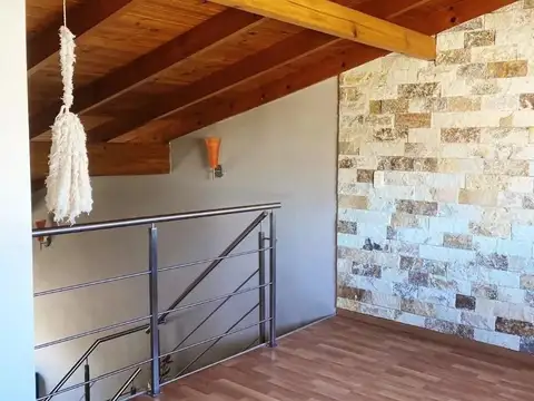 Hermosa casa tipo ph de 4 amb en zona loma hermosa