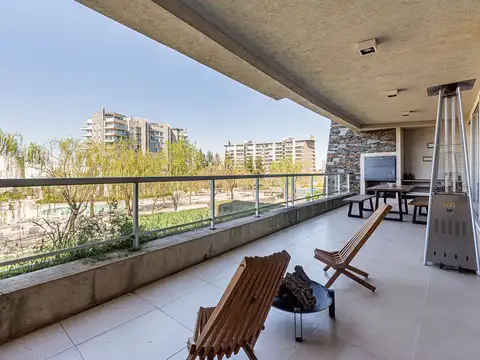 Nordelta Yoo I, Philippe Starck, Venta 2 Ambientes, Cochera, Balcón Terraza, Parrilla y dos baños.