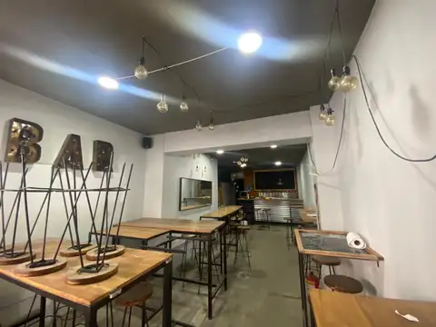 Local en Venta en Recoleta, USD 380.000