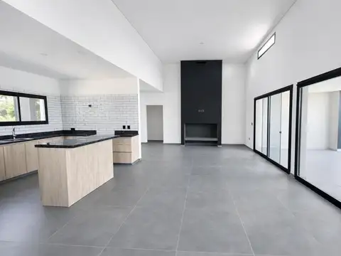 Casa en venta 5 ambientes en El Cazal, Escobar, GBA Norte