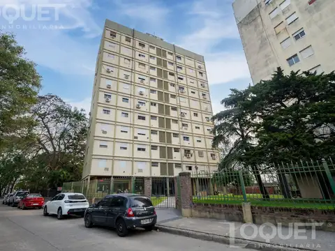 Av J.J Paso  al 2900