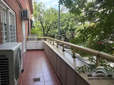 Departamento en venta c/ cochera en Villa del Parque