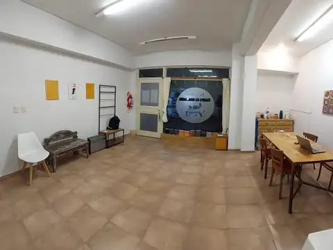 Local en Venta 35 años