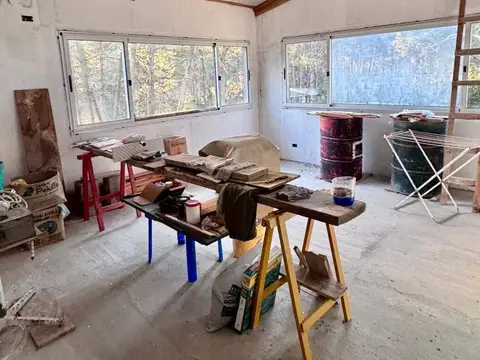 Casa 7 ambientes con 2 baños