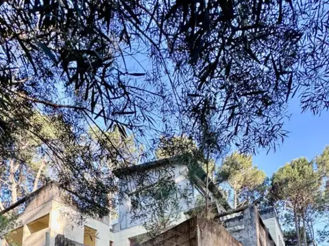 Casa en venta c/ cochera en Laguna Del Sauce