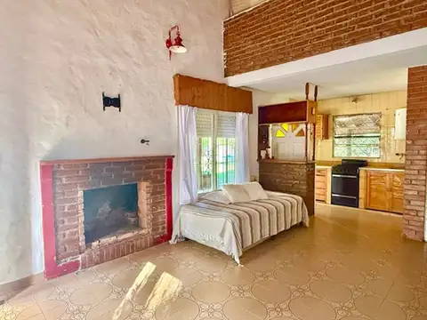 VENTA DE CASA CON PISCINA EN SAN MIGUEL DEL MONTE