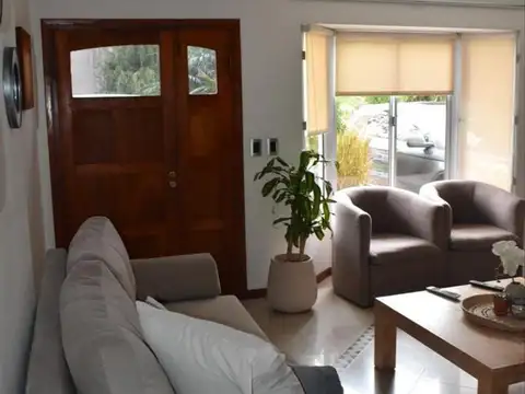 Casa en Venta en Village Del Parque, USD 280.000