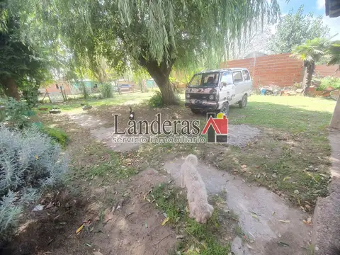 Casa 4 amb. - Lote Propio de 525 m2