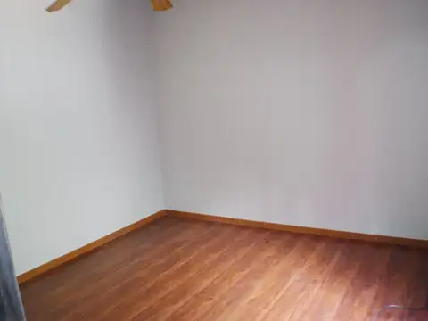 Depto Tipo Casa 3 ambientes con 2 baños