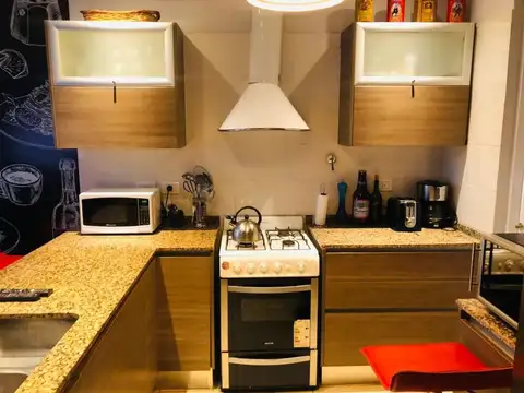 Casa 3 ambientes con 2 baños