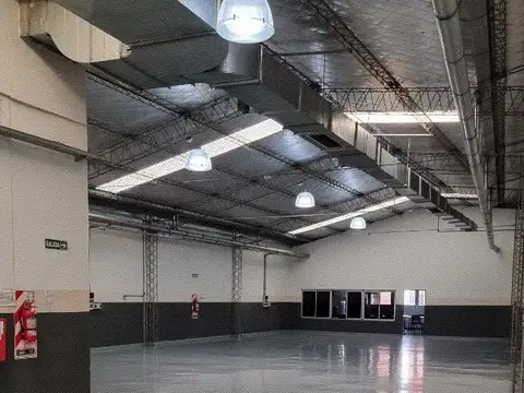 Galpon en Venta en Almagro, USD 2.150.000