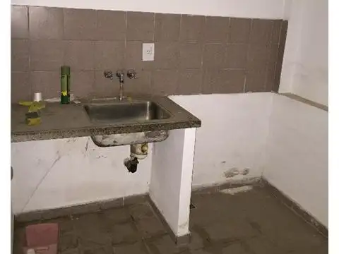 Galpon en Alquiler 20  mts Fondo