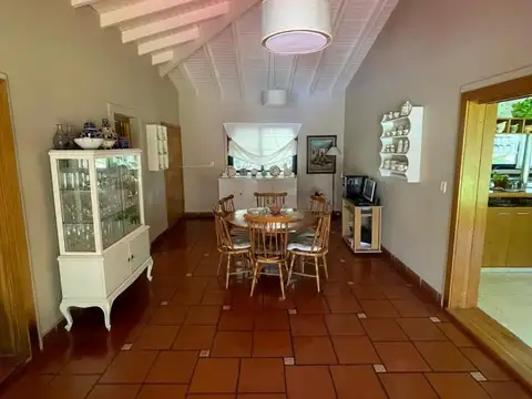 Casa en Venta en El Carmencito, USD 410.000