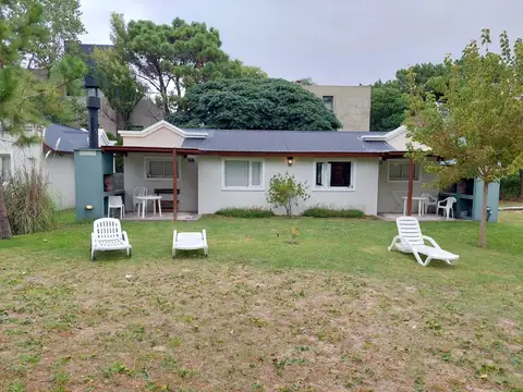 COMPLEJO TURISTICO DE 4 CABAÑAS. LAS GAVIOTAS.