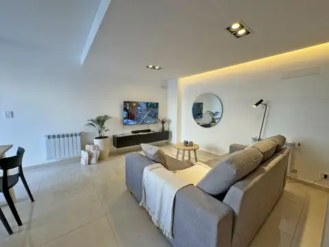 Casa 5 ambientes con 4 baños