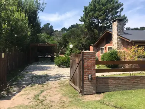 Calle 47 entre San clemente y Monte Hermoso