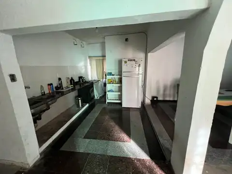 Casa 3 ambientes en Venta en La Plata con patio
