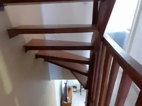 OPORTUNIDAD : MAGNIFICO TRIPLEX DE 4 AMBIENTES !