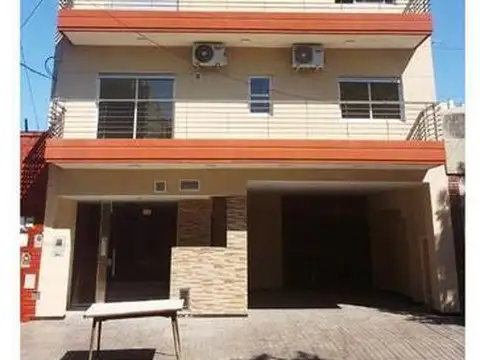 Cochera en Venta FIJA Y CUBIERTA - Juan Agustín García 5100