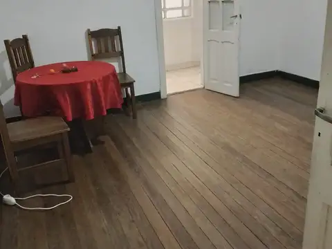 Departamento en Venta de 8 ambientes