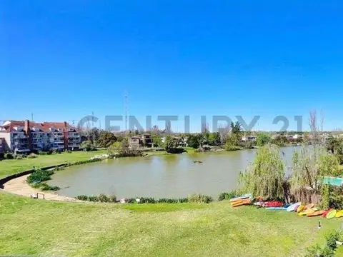 Las Torcazas 100, Piso 3