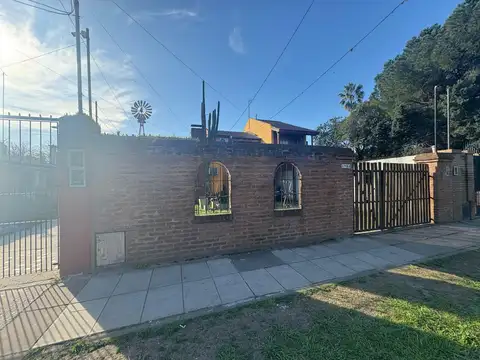 Hipolito Bouchard 1700