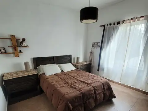 Casa en Venta en Barrio Parque Leloir, USD 110.000