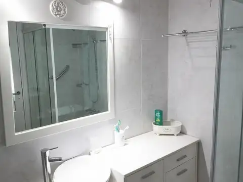 Departamento Luminoso de 3 amb. Av del Libertador