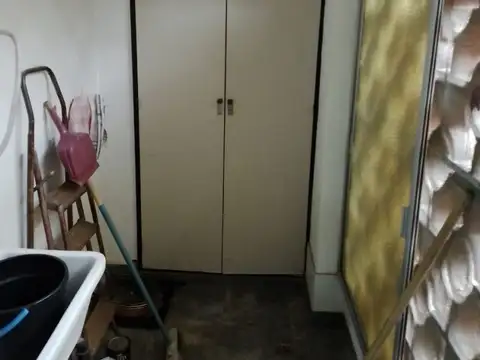 Depto Tipo Casa en Alquiler en Isidro Casanova, $ 650.000