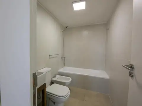 Departamento en Alquiler con 1 cocheras